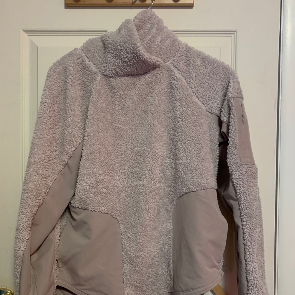 Nike sweater